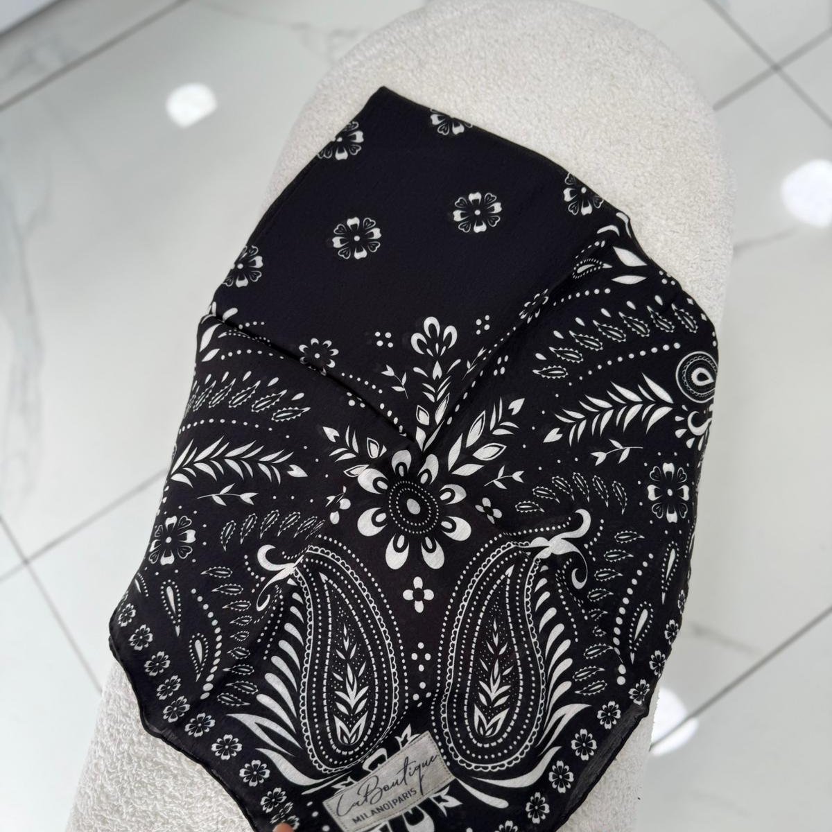 LA Boutique GÜZ Eşarp