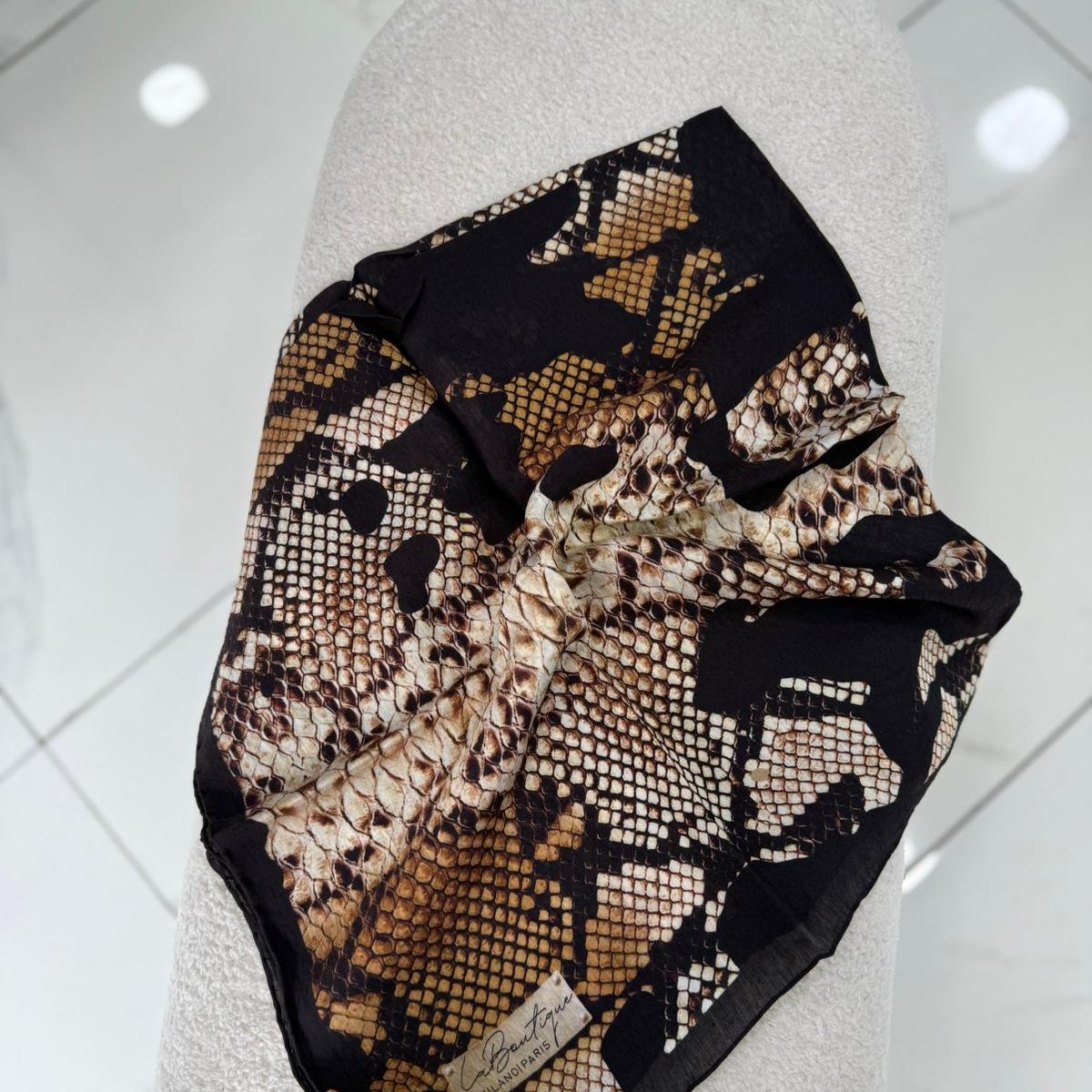 LA Boutique GÜZ Eşarp