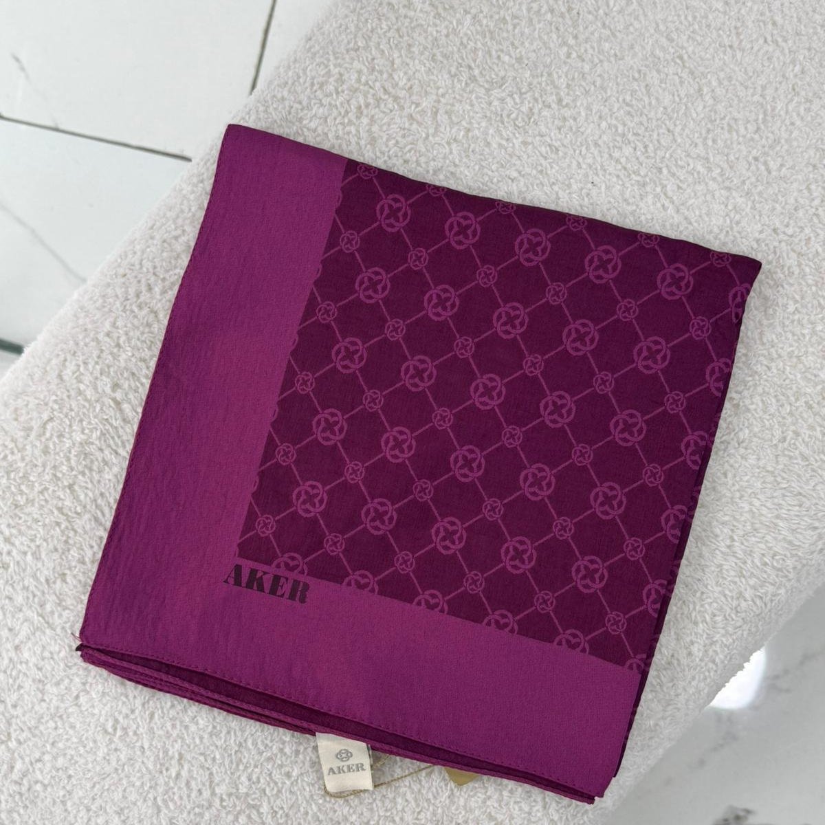 aker elegance eşarp